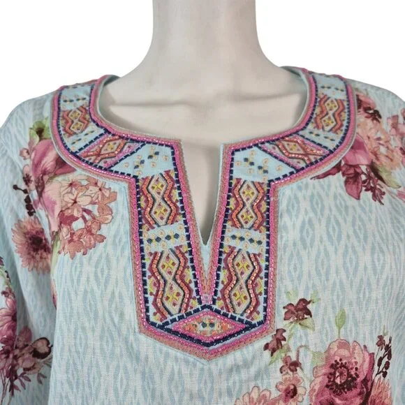 John Mark Women's Size S Floral Print Embroidered and Beaded Tunic Blue Pink 53 - Picture 4 of 14